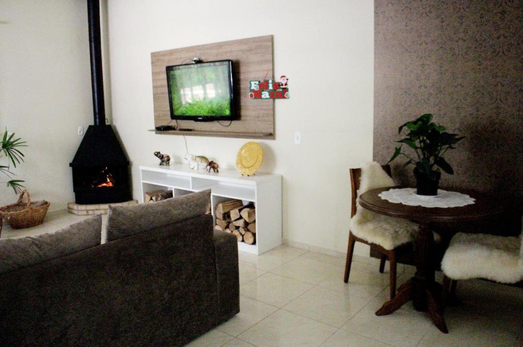Hospedagem Vó Lina Appartement Gramado Buitenkant foto